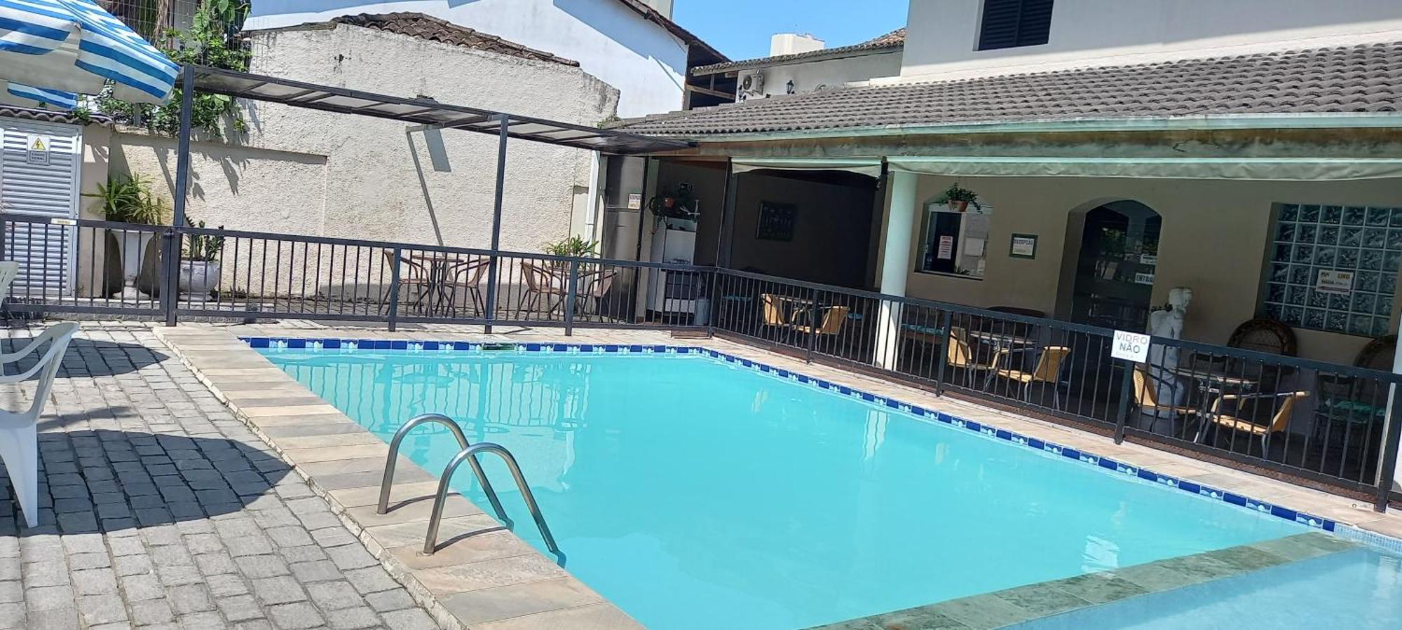 Pousada Parque Suites Estacionamento E Piscina Guarujá Eksteriør billede
