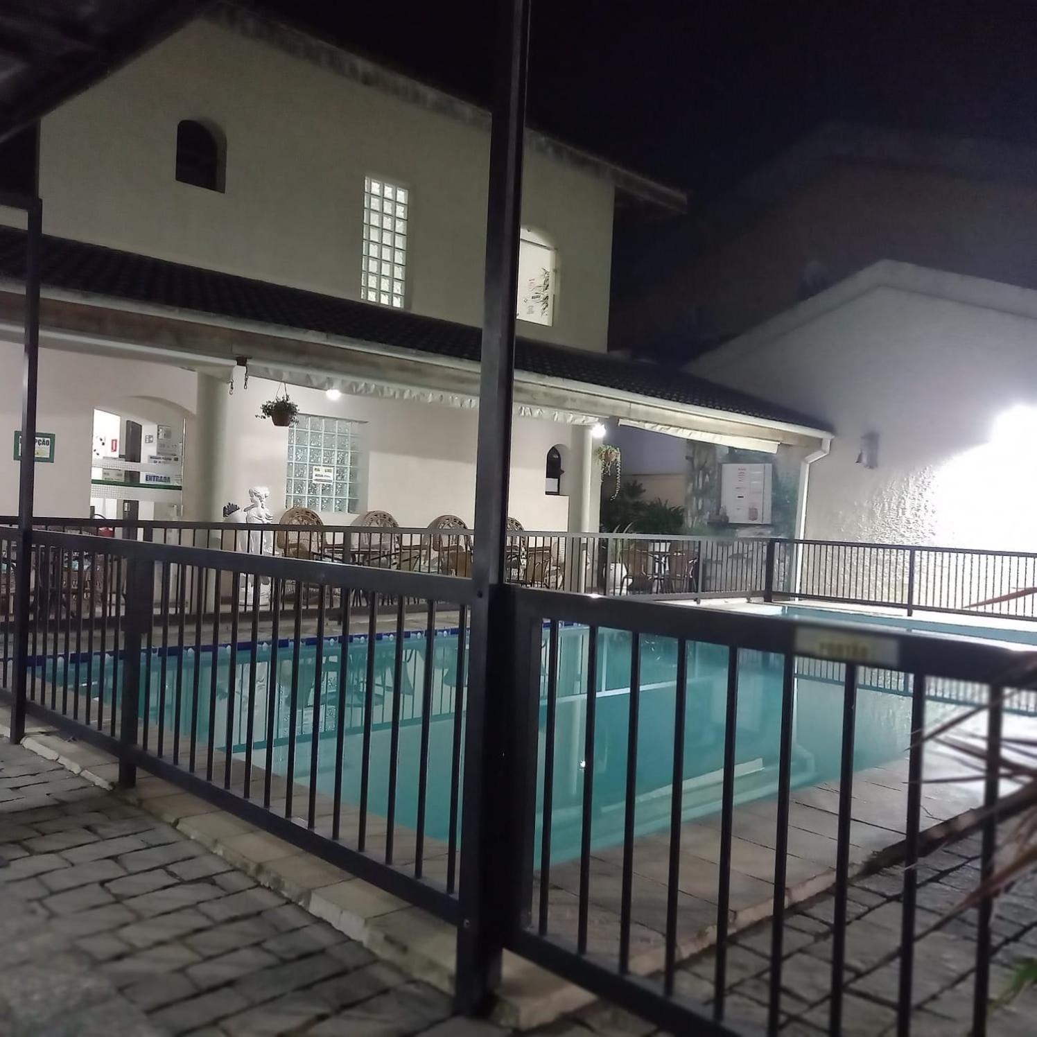 Pousada Parque Suites Estacionamento E Piscina Guarujá Eksteriør billede