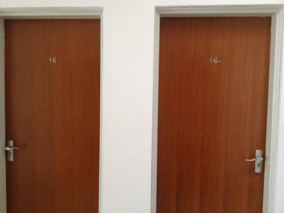 Pousada Parque Suites Estacionamento E Piscina Guarujá Værelse billede