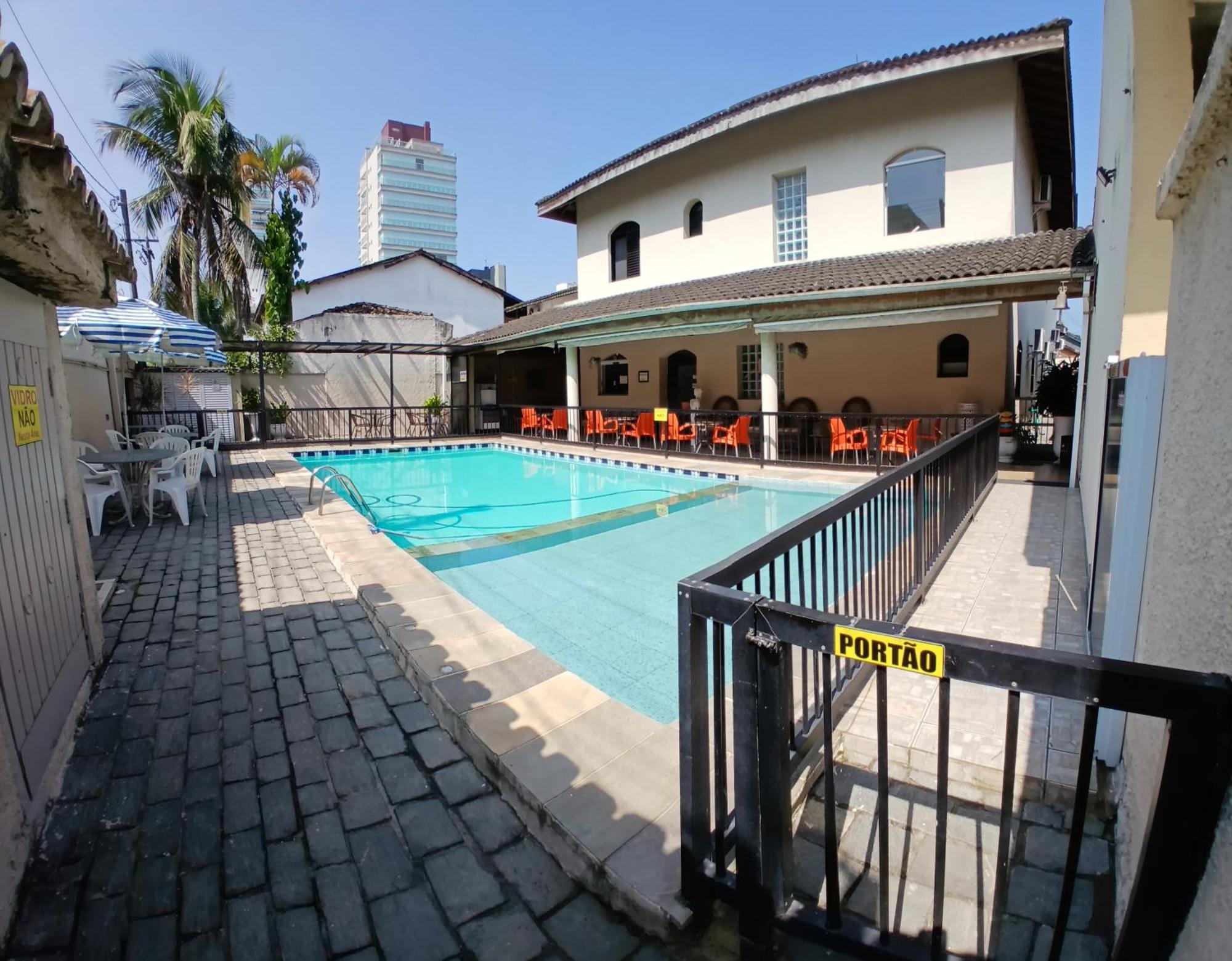 Pousada Parque Suites Estacionamento E Piscina Guarujá Eksteriør billede
