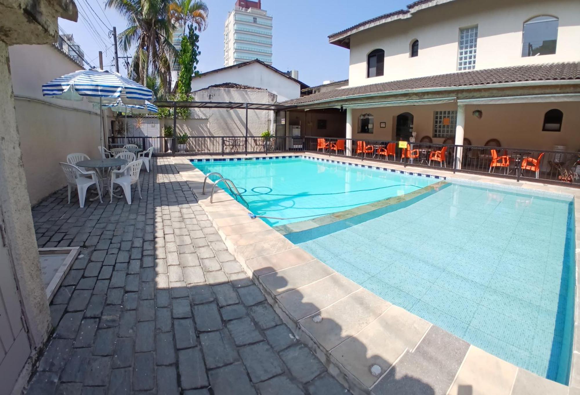 Pousada Parque Suites Estacionamento E Piscina Guarujá Eksteriør billede